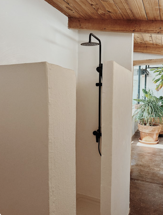 Outdoor-Dusche
